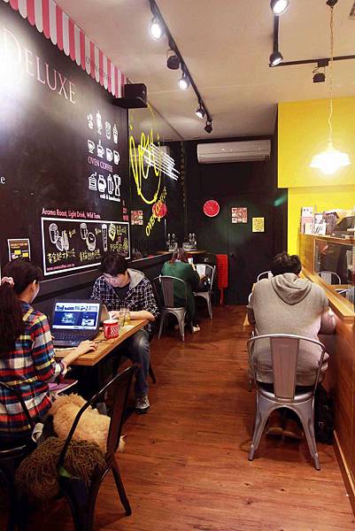 【台北】oven coffee光復店-美味的鬆餅、早餐