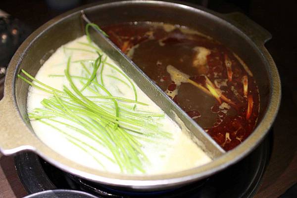 【台北】瘋麻辣火鍋吃到飽-花雕雞火鍋吃到飽-西門町