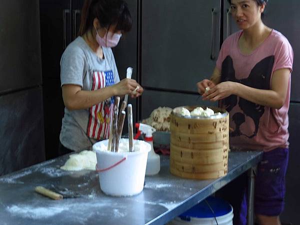 【蘆洲早餐】無名小籠包-皮薄餡多湯汁美味-蘆洲民權路