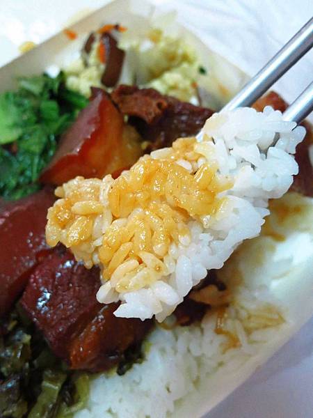 【板橋排隊美食】成昌食堂-連平日也在排隊的美食