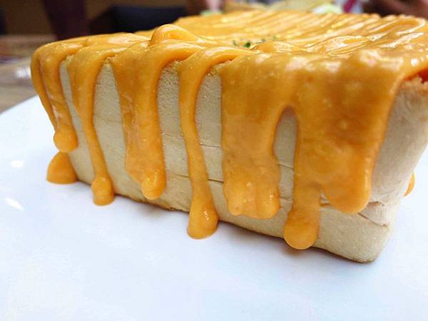 【桃園早午餐】coffee+咖啡家-融化的蒜香起士吐司 【桃園早午餐】coffee+咖啡家-融化的蒜香起士吐司