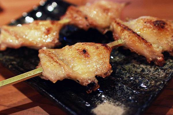 【台北】串前屋-份量大，像在家裡吃燒烤般的居酒屋-中山國小捷運站