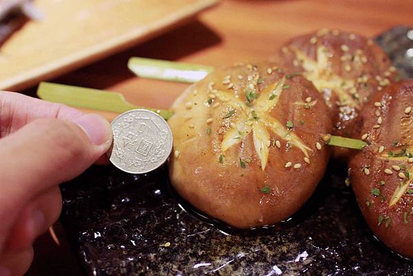 【台北】串前屋-份量大，像在家裡吃燒烤般的居酒屋-中山國小捷運站