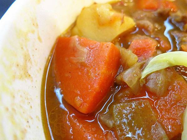 【永和美食】惡燒肉便當專賣店-一口肉十口飯絕命烤肉醬