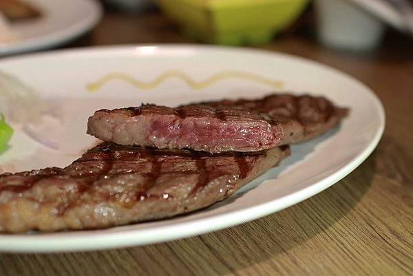 【新莊牛排館】超越原味炭烤牛排-安格斯、Prime原汁原肉的美味-輔大 【新莊牛排館】超越原味炭烤牛排-安格斯、Prime原汁原肉的美味-輔大