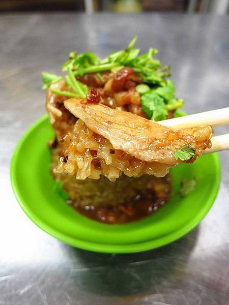 【三重小吃】炊筒仔米糕-軟趴趴的米糕-文化北路