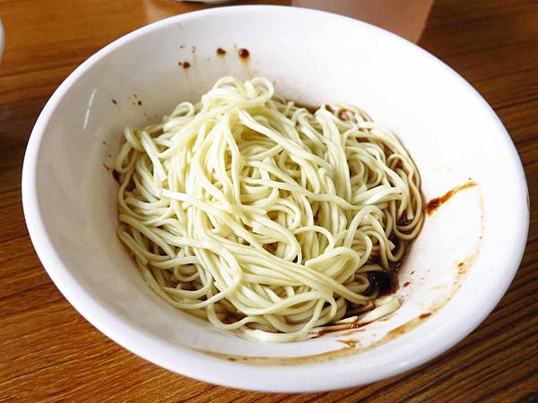 【三重美食】金魚麵店-特製麵條餛飩湯