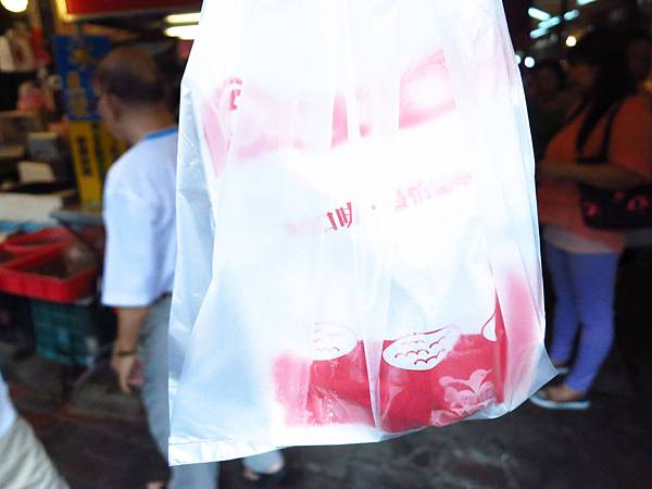 【新莊美食】忠將蔥蔬餅-口酥脆多層次，滿滿蔬菜在裡頭