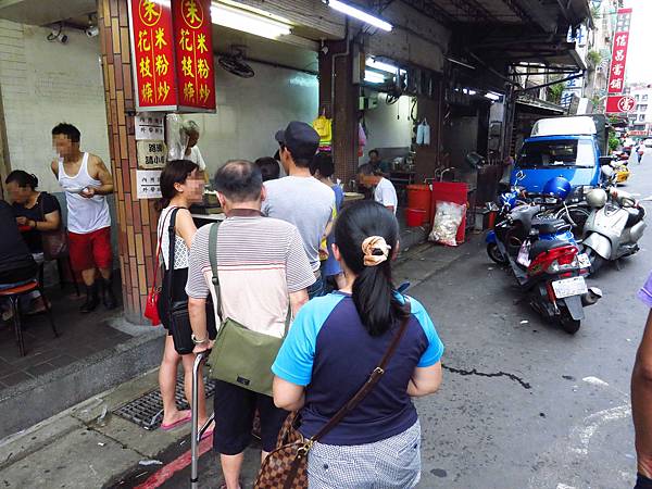【三重美食】朱記花枝羹-超人氣排隊美食老店