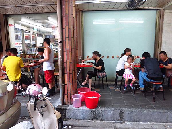 【三重美食】朱記花枝羹-超人氣排隊美食老店