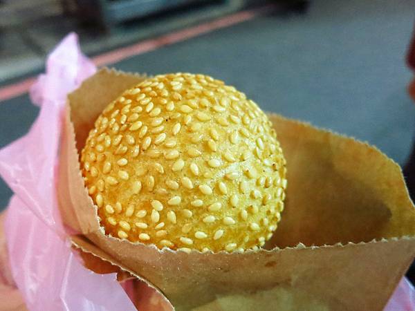 【新莊排隊美食】無名地瓜球-從小吃到大的零嘴 【新莊排隊美食】無名地瓜球-從小吃到大的零嘴