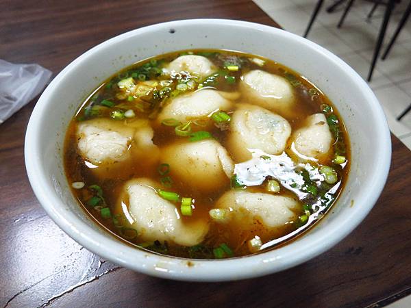 【三重美食】吉利水餃牛肉麵-鮮少見的手工擀皮水餃