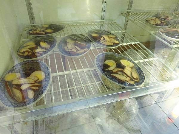 【三重美食】吉利水餃牛肉麵-鮮少見的手工擀皮水餃