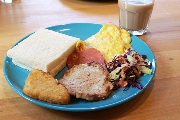 【宜蘭民宿】微陽花弄-微微的陽光照射在美麗的花弄裡