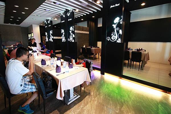 【宜蘭餐廳】久賀牛排-高級西式餐廳約會的好所在