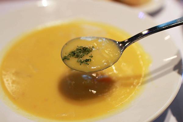 【宜蘭餐廳】久賀牛排-高級西式餐廳約會的好所在