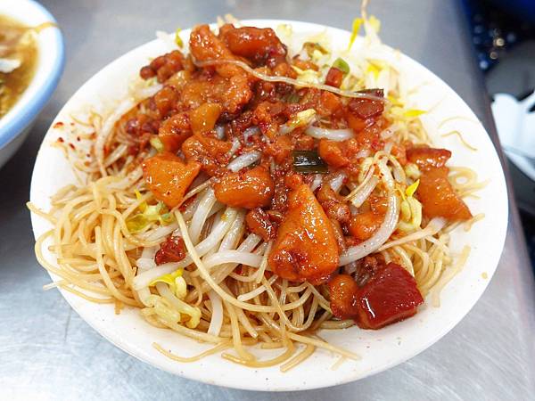 【中和美食】大胖肉羹-在地人必吃的排隊美食