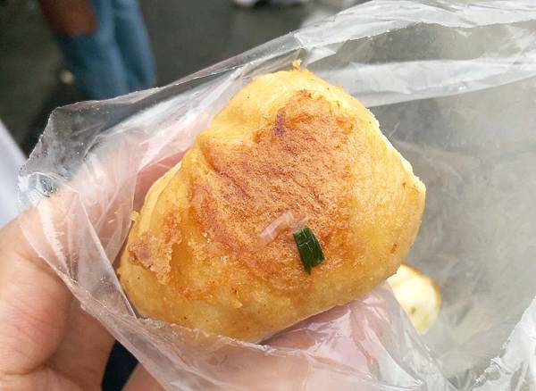 【三重美食】自強路與仁愛街5元小籠包、水煎包