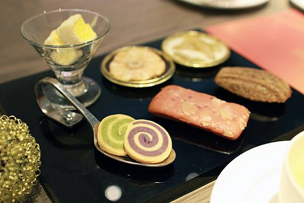 【台北】COURONNE法式手工餅乾-有別於一般的用心美味-喜餅、中秋節禮盒