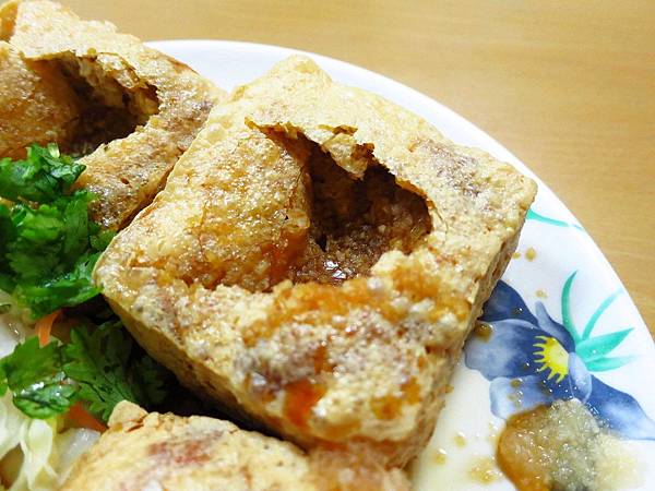 【中和美食】蕭家下港脆皮臭豆腐-外酥內軟會噴汁的臭豆腐