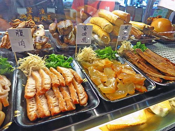 【桃園美食】深澳鯊魚煙大王-試吃讓你吃到爽-龜山分店 【桃園美食】深澳鯊魚煙大王-試吃讓你吃到爽-龜山分店