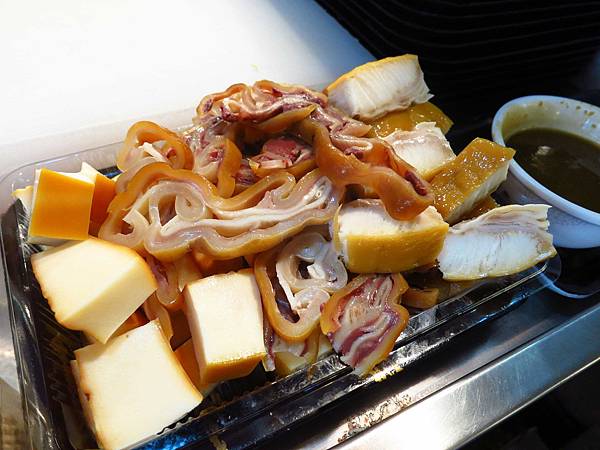 【桃園美食】深澳鯊魚煙大王-試吃讓你吃到爽-龜山分店 【桃園美食】深澳鯊魚煙大王-試吃讓你吃到爽-龜山分店