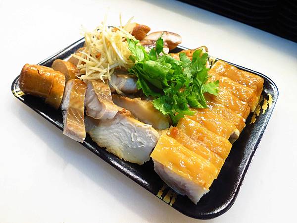 【桃園美食】深澳鯊魚煙大王-試吃讓你吃到爽-龜山分店 【桃園美食】深澳鯊魚煙大王-試吃讓你吃到爽-龜山分店