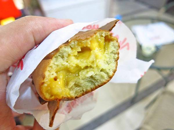 【新莊美食】福壽街鮮乳雞蛋糕-古早味爆漿雞蛋糕