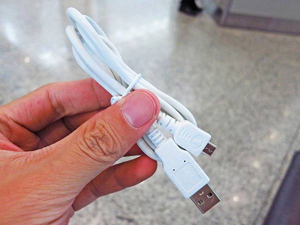 【出國自由行必備利器】GiveMeFi無線上網WIFI機-不限流量，市場超低價、便宜