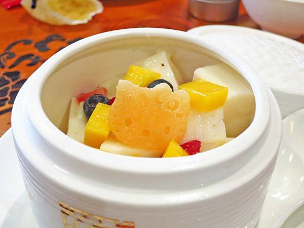 【香港美食自由行】中菜軒-全世界第一個Hello Kitty主題餐廳