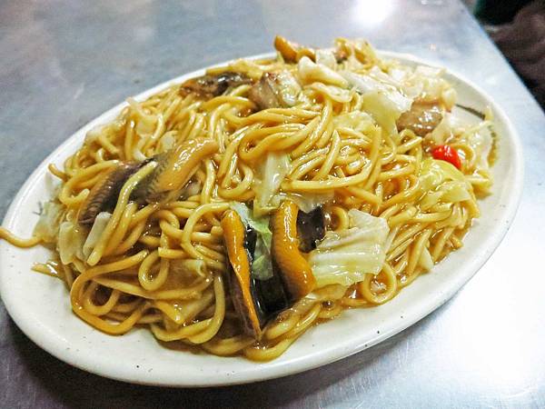 【三重熱炒】生炒花枝-隱藏菜市場裡的人氣熱炒店