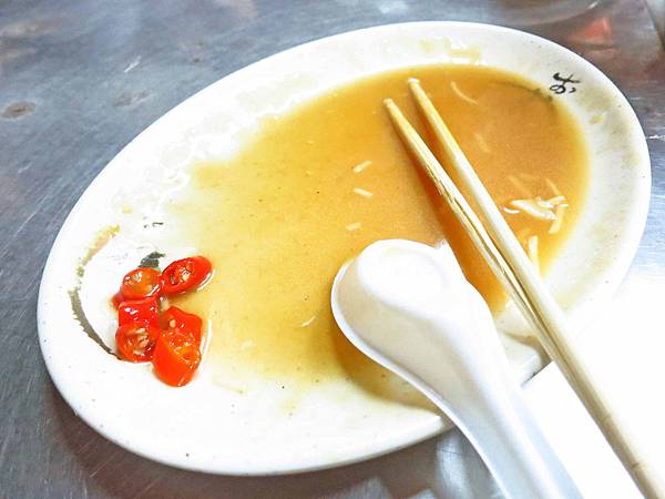 【三重熱炒】生炒花枝-隱藏菜市場裡的人氣熱炒店