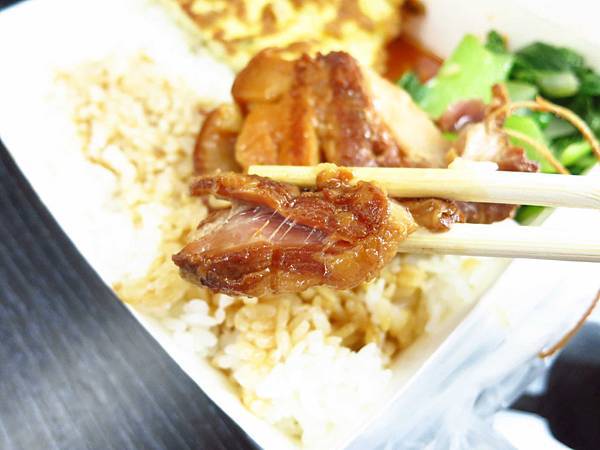 【三重美食】阿榮師東坡肉便當-焢肉飯的升級版