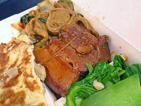 【三重美食】阿榮師東坡肉便當-焢肉飯的升級版