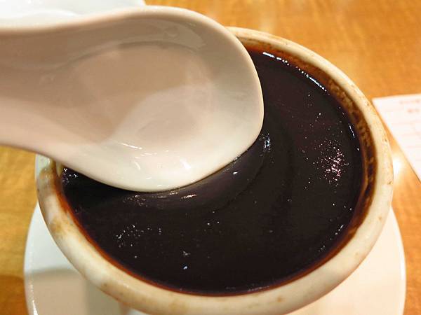 【香港自由行美食】恭和堂-香港正統龜苓膏