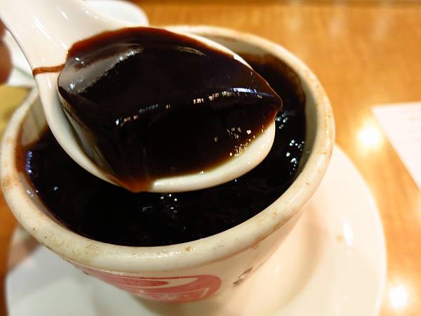【香港自由行美食】恭和堂-香港正統龜苓膏
