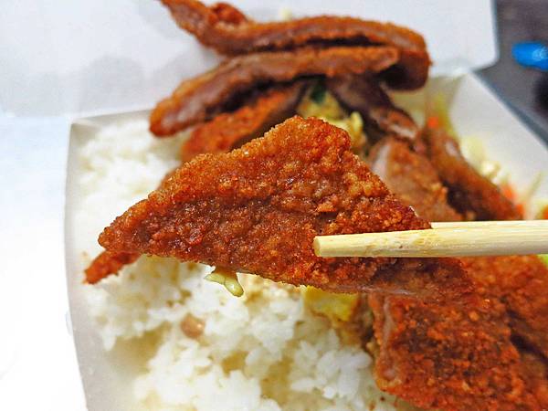 【三重美食】三民街排骨飯-隱藏版美食