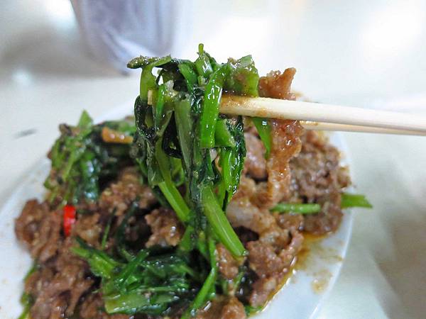 【三重美食】自強路炒羊肉攤-不像羊肉的炒羊肉