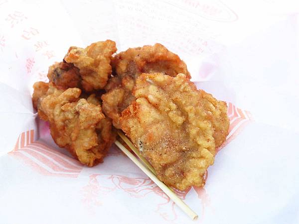 【新莊美食】化成路炸雞店-不到三小時賣光光