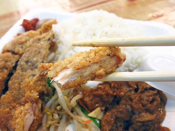 【三重美食】香噴噴炸雞-酥炸美味雞排