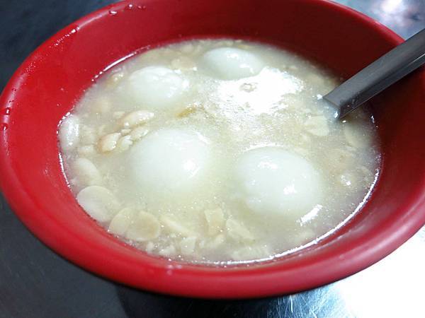 【永和美食】何鎮有純手工花生湯芝麻湯圓-手工爆漿芝麻湯圓