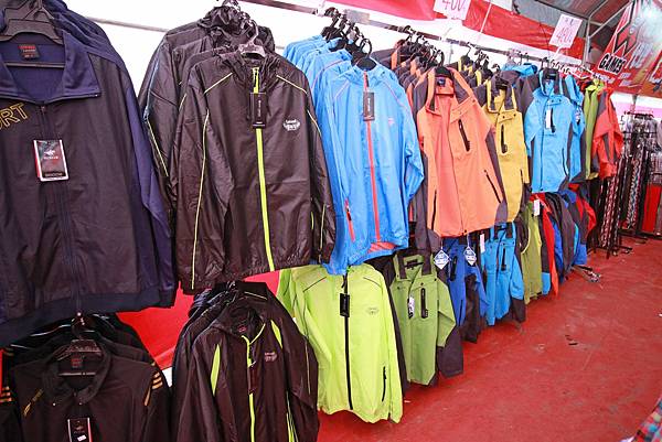 【清倉大特賣】愛迪達、NIKE、PUMA等100多種品牌特賣會-新竹、南投、基隆、雲林