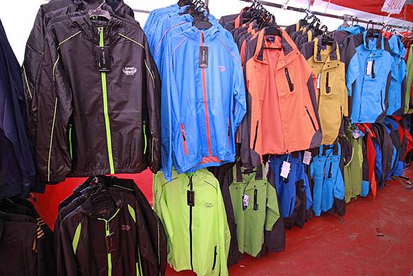 【清倉大特賣】愛迪達、NIKE、PUMA等100多種品牌特賣會-新竹、南投、基隆、雲林