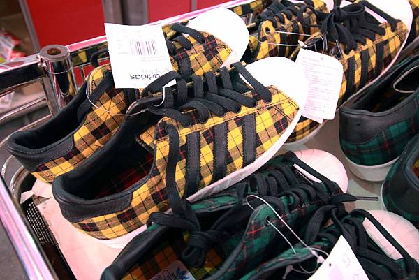 【清倉大特賣】愛迪達、NIKE、PUMA等100多種品牌特賣會-新竹、南投、基隆、雲林