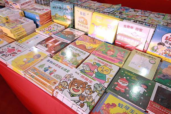 【清倉大特賣】愛迪達、NIKE、PUMA等100多種品牌特賣會-新竹、南投、基隆、雲林