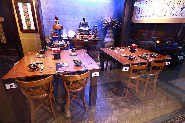 【新店餐廳】六六六小火鍋-堅持熬煮的獨特自製香菇湯頭