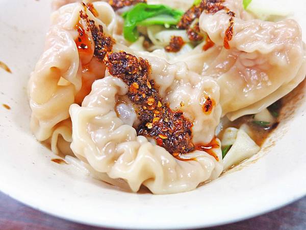 【三重美食】集美大餛飩餃子館-超大餛飩在地推薦美食 【三重美食】集美大餛飩餃子館-超大餛飩在地推薦美食