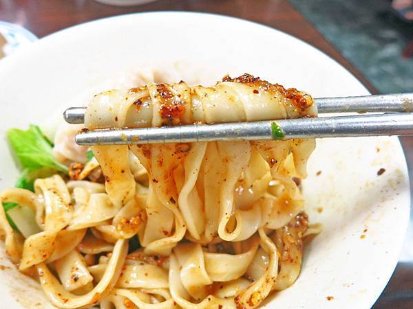 【三重美食】集美大餛飩餃子館-超大餛飩在地推薦美食