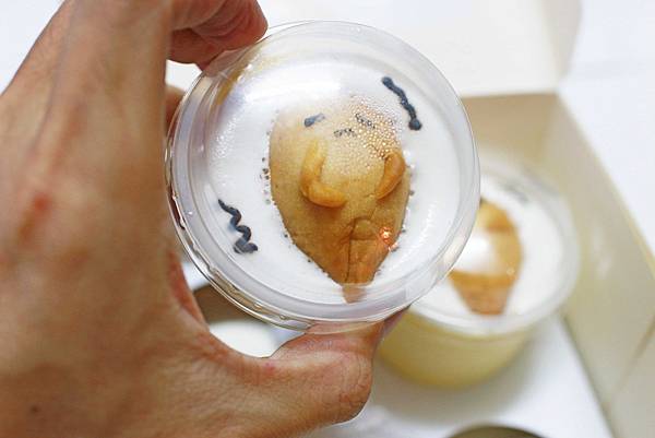 【台北蛋黃哥手工蛋糕餐廳】不用到香港在台灣也能吃到蛋黃哥