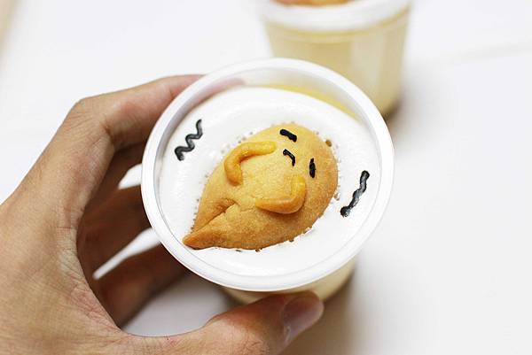 【台北蛋黃哥手工蛋糕餐廳】不用到香港在台灣也能吃到蛋黃哥